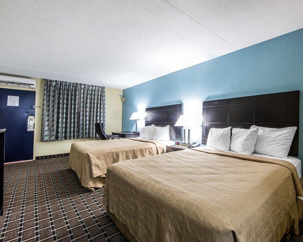 Oyo Hotel Knoxville Tn Cedar Bluff I-40 Εξωτερικό φωτογραφία